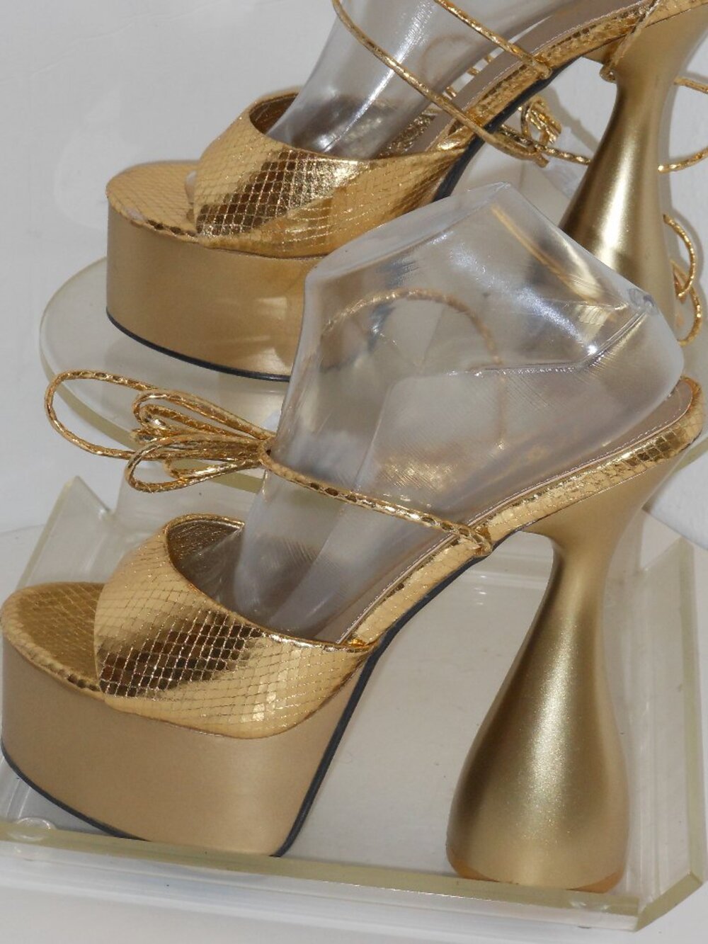 EGO GOLD FAUX LEATHER STRAPPY HIGH HEEL SHOES SIZE 7